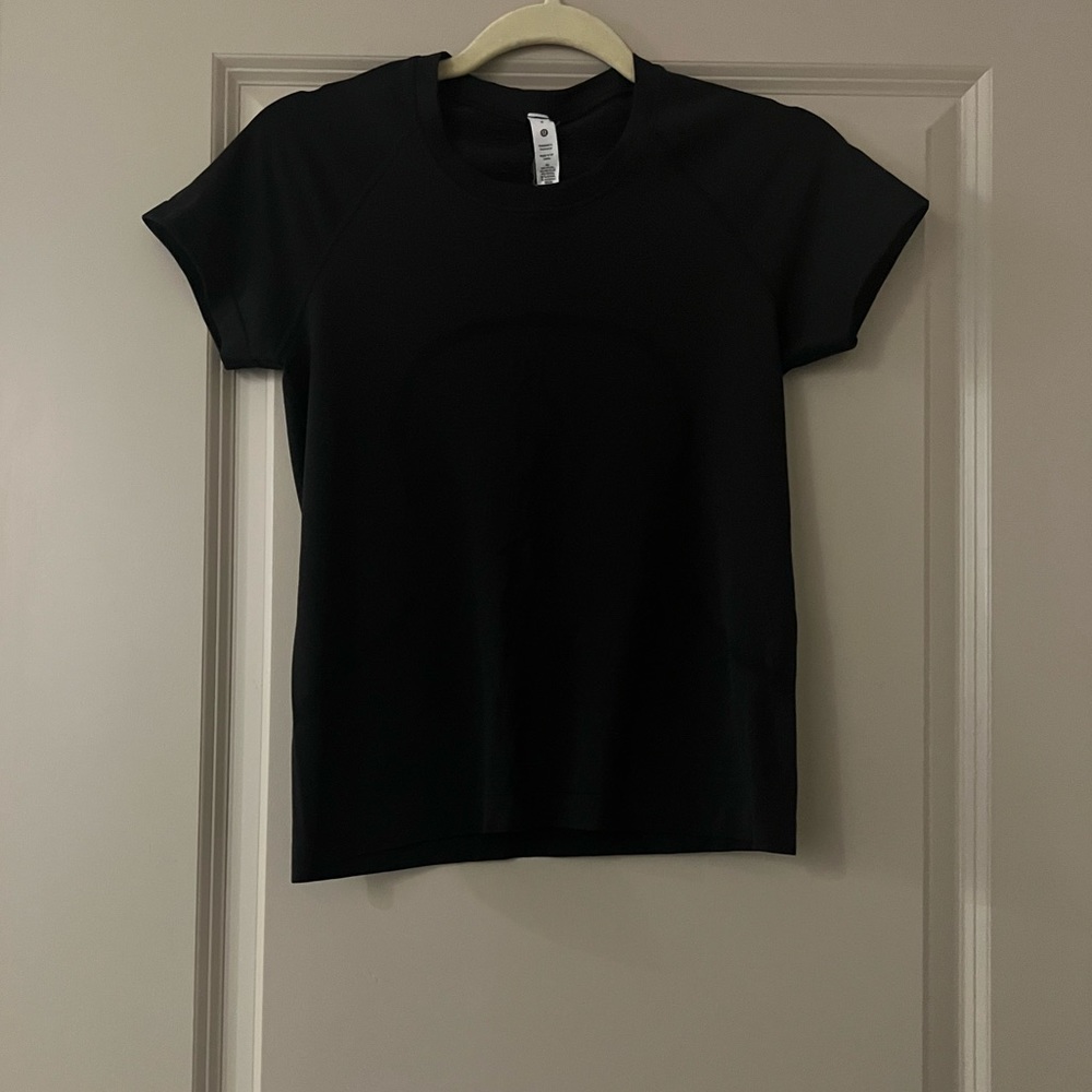 Swiftly Tech Short Sleeve Shirt 2.0 Race Length